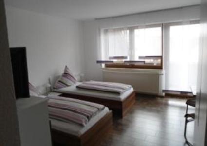 Hefterwaldstueble Hotell Schramberg Rum bild